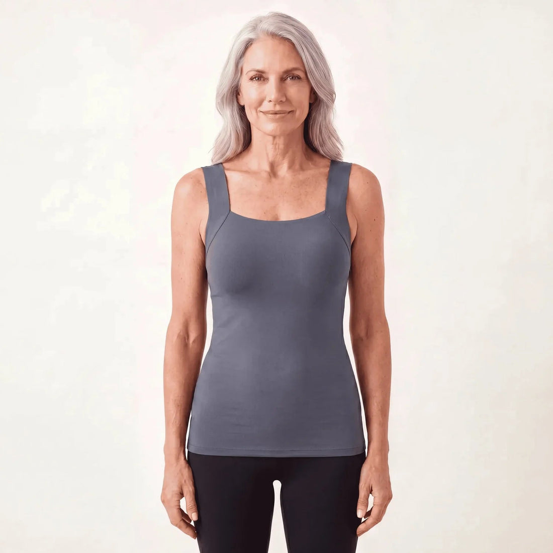 Camiseta Sculpt en gris